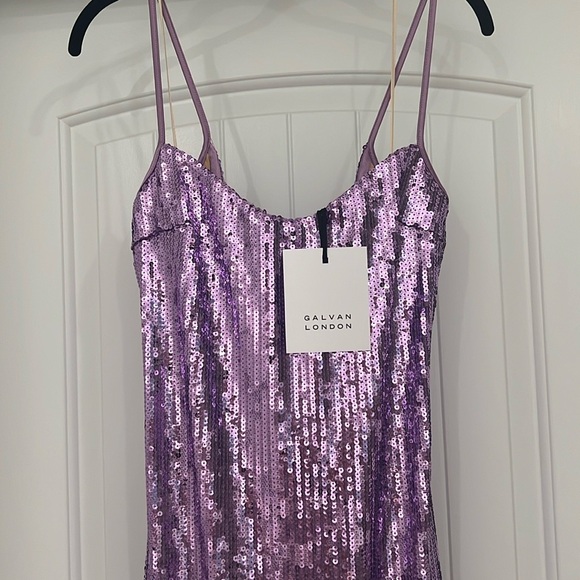 INCREDIBLE! NWT “Galvan London” Berlin Bustier Sequined Dress in Purple! Size 6 - Picture 8 of 16